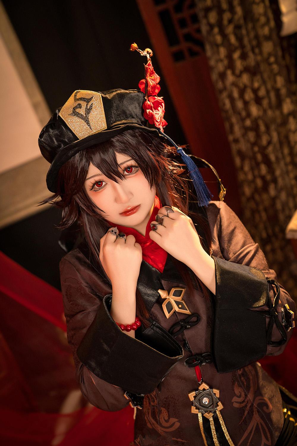 24 岁杭州妹子逆袭！解锁Cosplay、模特、主播三重身份