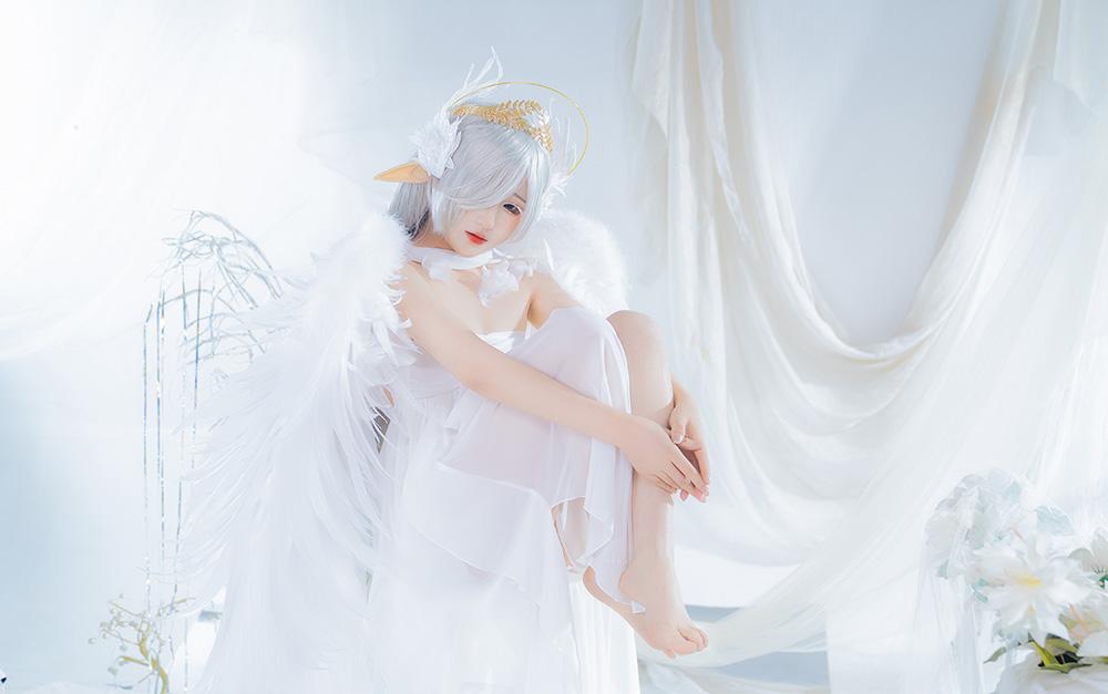 24 岁杭州妹子逆袭！解锁Cosplay、模特、主播三重身份