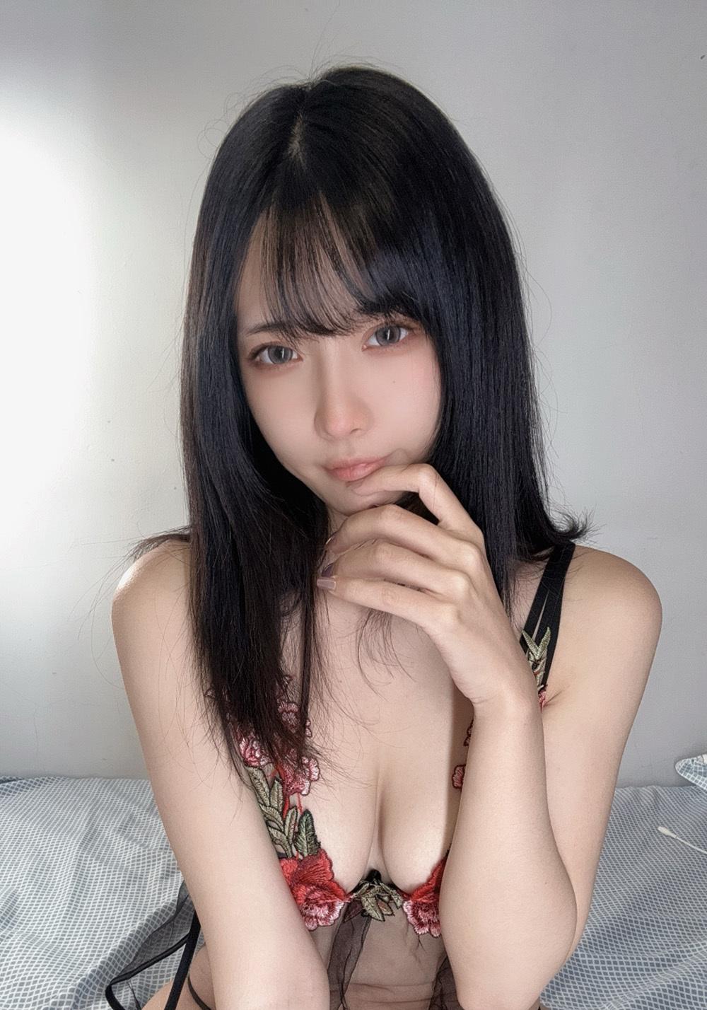 从JKF女郎到二次元顶流！Coser糖果果Candy的惊艳作品，谁看了不心动？